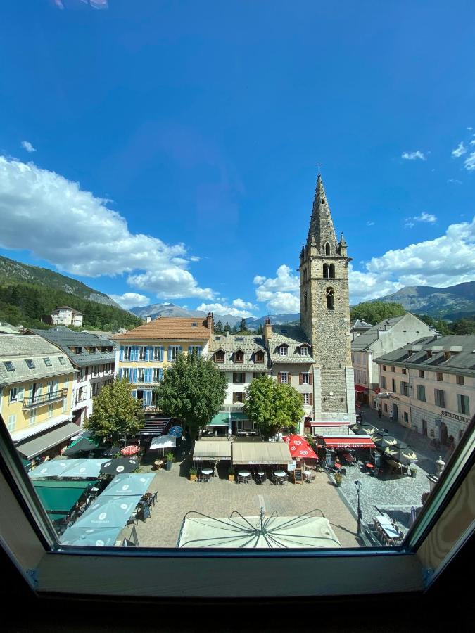 Ferienwohnung La Cabane Des Sommets Barcelonnette Exterior foto